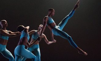 Complexions Contemporary Ballet – From Bach to Bowie